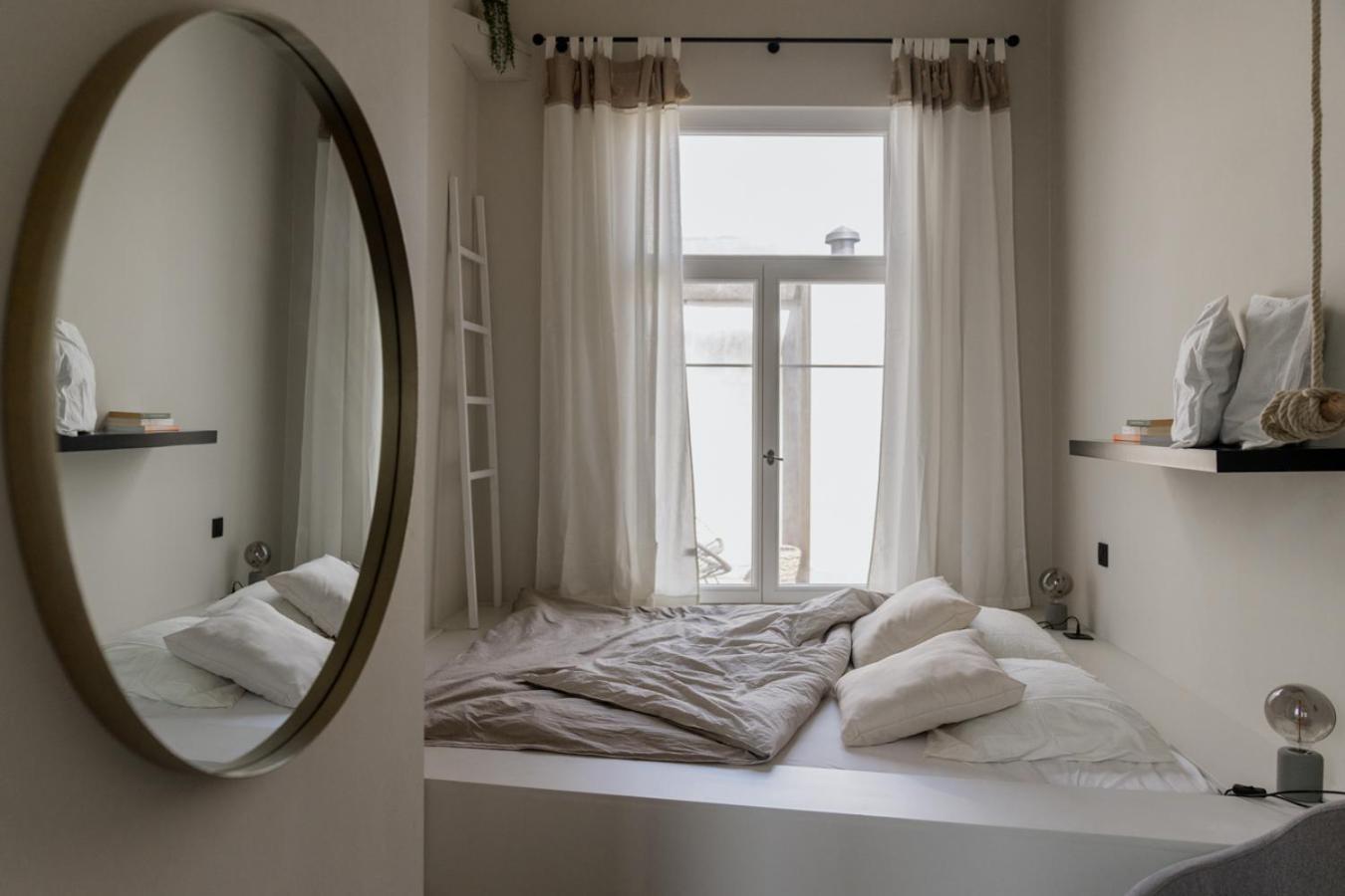 Mooi Licht In Bruisend Antwerpen! Apartment